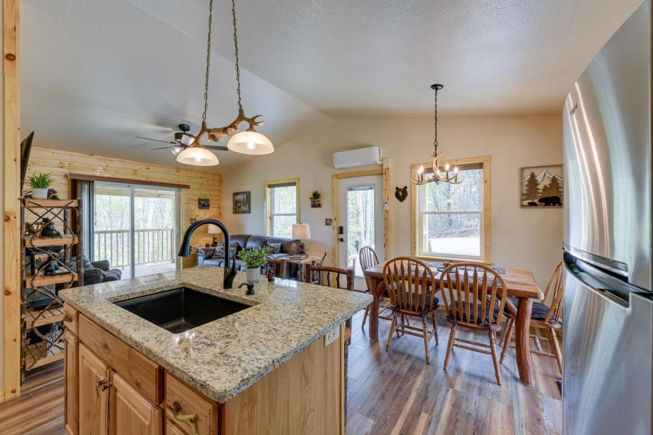 Scenic Murphy Cabin With Hot Tub, Fire Pit And Views Exterior photo