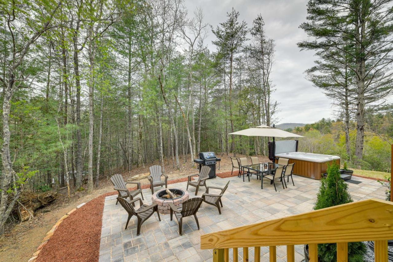 Scenic Murphy Cabin With Hot Tub, Fire Pit And Views Exterior photo